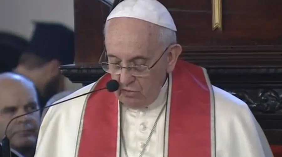 El Papa Francisco durante la Divina Liturgia / Captura Youtube?w=200&h=150