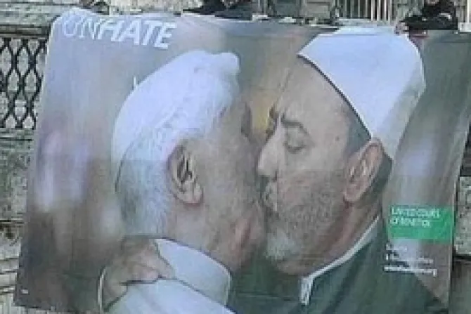 Benetton se disculpa por uso ofensivo de imagen del Papa Benedicto XVI