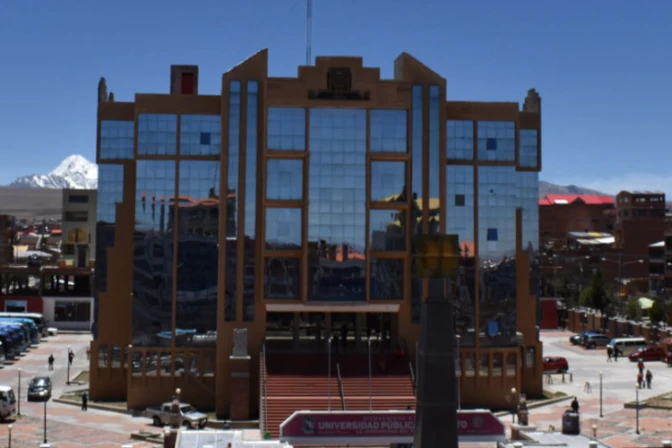 Obispos de Bolivia expresan su dolor por muerte de 7 jóvenes en universidad