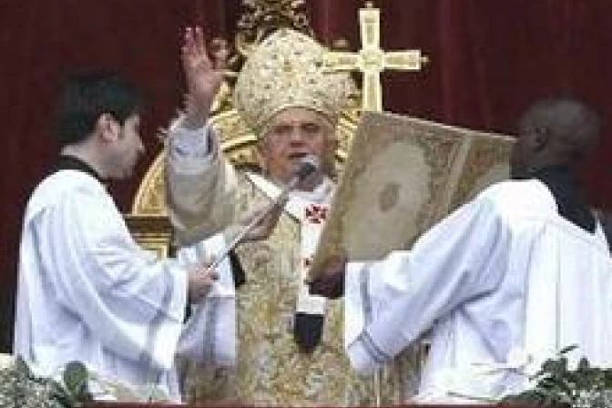 Cristo resucitado abre un nuevo futuro para la Iglesia dice el Papa el Domingo de Pascua