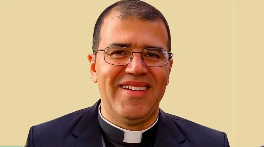 P. Giovani Carlos Caldas Barroca, Obispo electo de Uruaçu. Crédito: CNBB