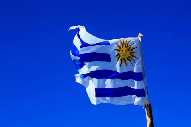 ¿Por qué en Uruguay solo el 38% se considera católico?