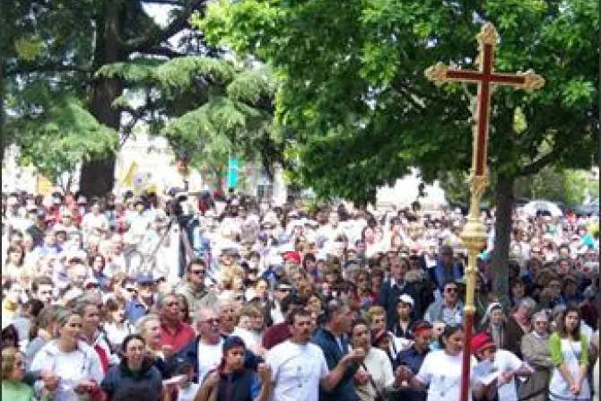 Obispo uruguayo pide leyes y educación a favor de la vida