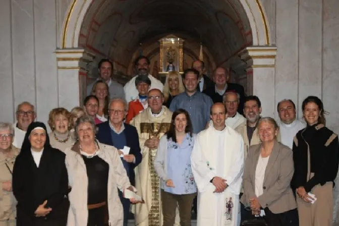 En Roma, uruguayos agradecieron a Dios por la beatificación de su primer obispo