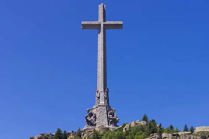 Gobierno de España expulsaría a benedictinos de Valle de los Caídos