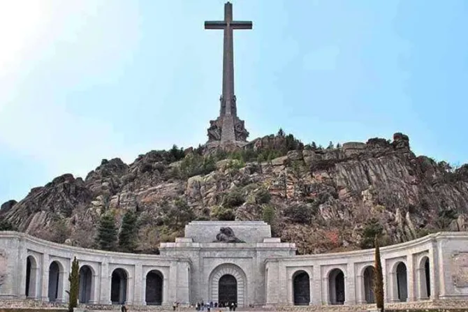 Obispo sobre cruz del Valle de los Caídos: “Es una marca que no es posible silenciar”