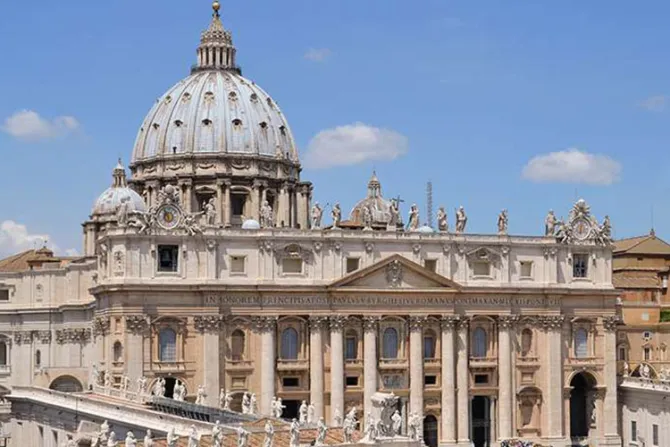 Vaticano recuerda que declaraciones de ex Nuncio sobre Franco fueron “a título personal”