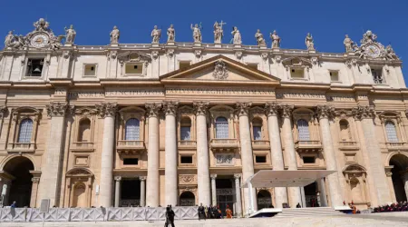 Vaticano publica nuevas normas sobre renuncia de obispos