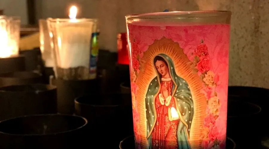 Imagen referencial / Veladora con imagen de la Virgen de Guadalupe. Crédito: David Ramos / ACI Prensa.