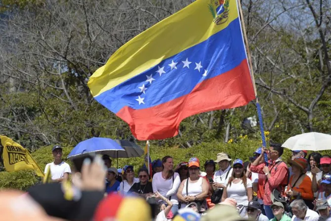 Obispos de Perú, Chile y Bolivia expresan su preocupación por migrantes venezolanos