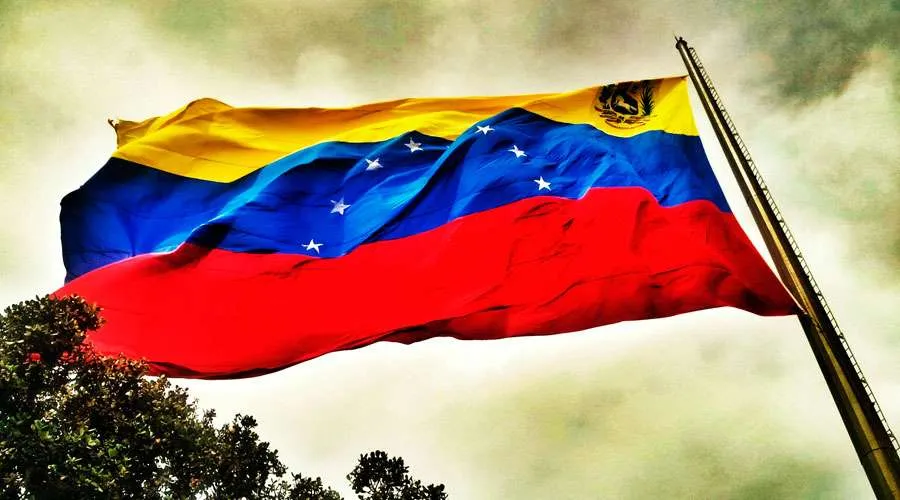 Bandera de Venezuela. Foto: Jonathan Alvarez (CC BY-SA 3.0).