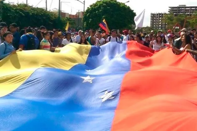 Crisis en Venezuela: Laicos y obispos piden urgente cambio político profundo