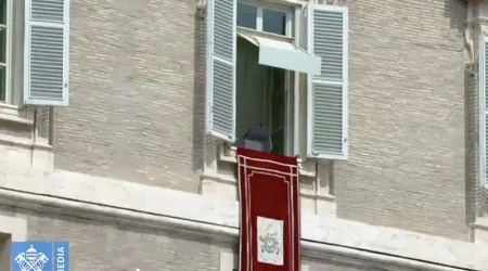 El Papa Francisco se quedó encerrado en un ascensor del Vaticano