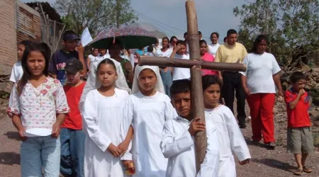 Publican Vía Crucis misionero para acompañar a Jesús en esta Semana Santa