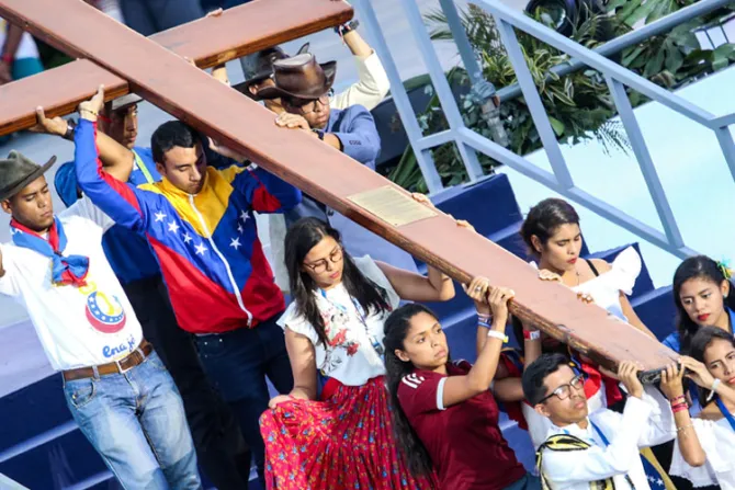 Así se vivió el Vía Crucis del Papa con los jóvenes de la JMJ Panamá 2019 [VIDEO Y FOTOS]