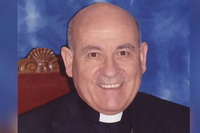 Obispo de Santander insta a poderes públicos a preservar el domingo como día de descanso