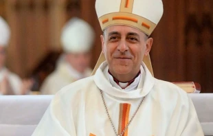 Mons. Vu00edctor Fernu00e1ndez. Cru00e9dito: Arzobispado de La Plata 