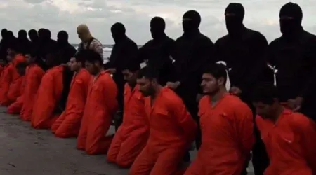 VIDEO: Papa Francisco recuerda a los 21 mártires coptos degollados por Estado Islámico