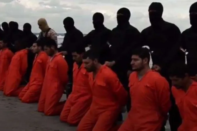 VIDEO: Papa Francisco recuerda a los 21 mártires coptos degollados por Estado Islámico