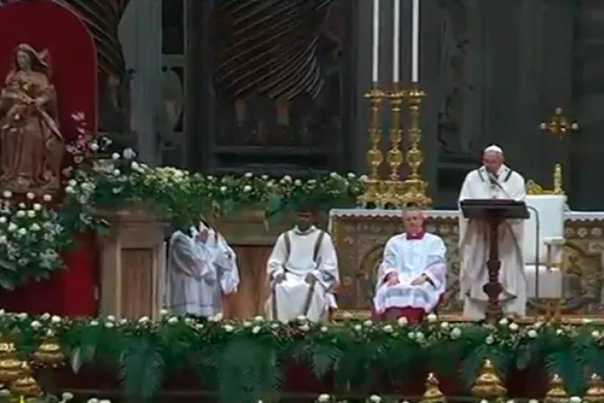 [TEXTO COMPLETO] Homilía del Papa Francisco en la Vigilia Pascual 2015
