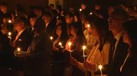 Más de 10 mil fieles rezaron en Los Ángeles por víctimas de atentados en Sri Lanka