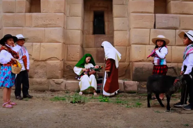 Pequeños de todo el mundo cantan villancico en quechua al Niño Jesús