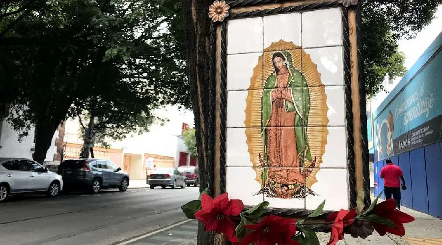 Imagen de Nuestra Señora de Guadalupe en calles de Ciudad de México. Crédito: David Ramos / ACI Prensa.