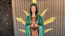 Imagen restaurada de Nuestra Señora de Guadalupe en parroquia de San José, en Upland, California. Crédito: Facebook de Catholic Community of St. Joseph.
