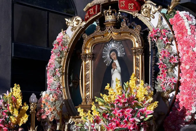 La ciudad de Madrid se prepara para celebrar las fiestas de la Virgen de la Paloma