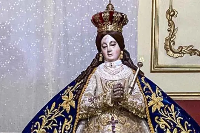 Arzobispo mexicano confía a la Virgen de la Salud a sacerdotes enfermos de COVID-19