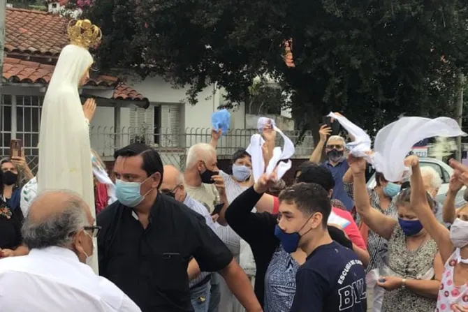 Virgen de Fátima regresa a Portugal tras recorrer más de 50 mil kilómetros en Argentina