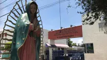 Imagen de la Virgen de Guadalupe que recorre hospitales que atienden enfermos de coronavirus COVID-19. Crédito: Unión de Voluntades.