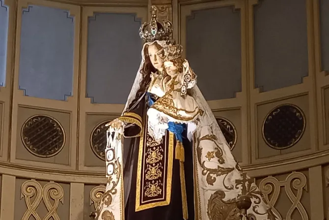 Chile celebra los 95 años de coronación pontificia de la Virgen del Carmen