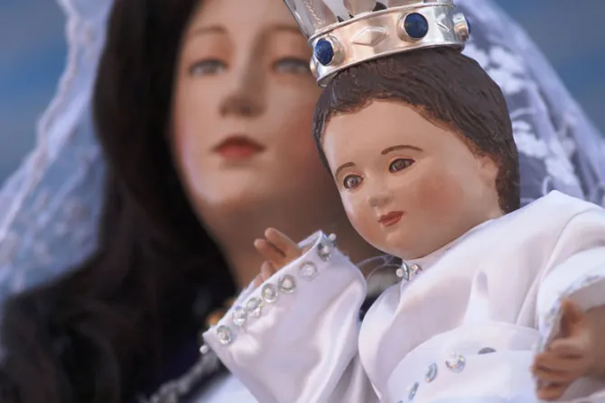 Restauran imágenes de la Virgen de la Candelaria y San Lorenzo en Chile