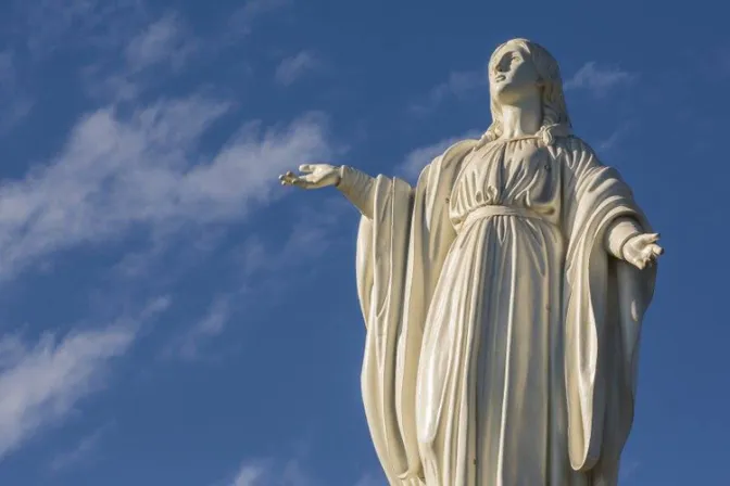 Sorprendente halo rodea imagen de la Inmaculada Concepción en Chile [FOTO]