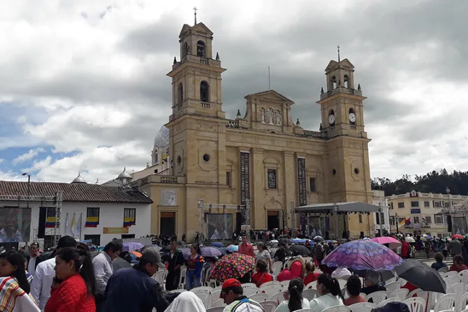 Colombia: Inician celebraciones por 100 años de coronación de Virgen de Chiquinquirá