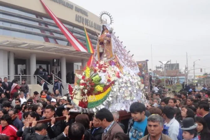 Bolivia: Fiscalía reconoce inocencia de religiosos en robo de joyas a Virgen de Copacabana