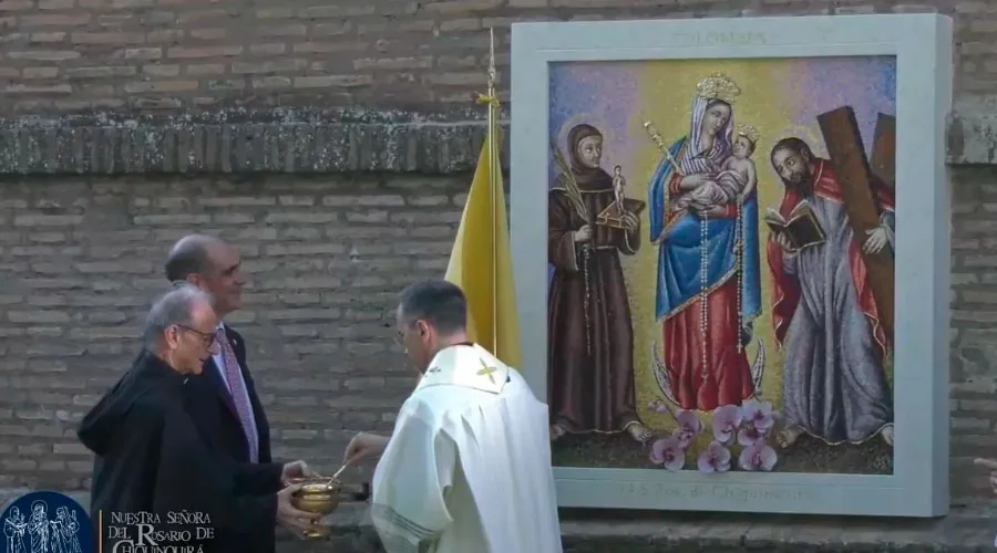 Hermoso mosaico de la Virgen de Chiquinquirá adorna desde hoy los jardines vaticanos