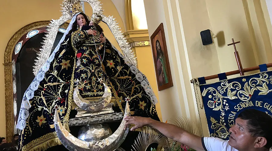 Imagen de la Virgen de Guadalupe en la Catedral de Trujillo, un día antes de la llegada del Papa Francisco. Foto: David Ramos / ACI Prensa.