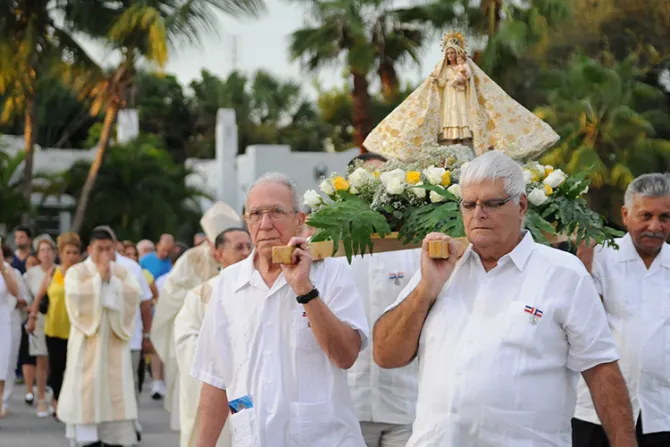 Cubanos celebraron a la Virgen de la Caridad en Estados Unidos