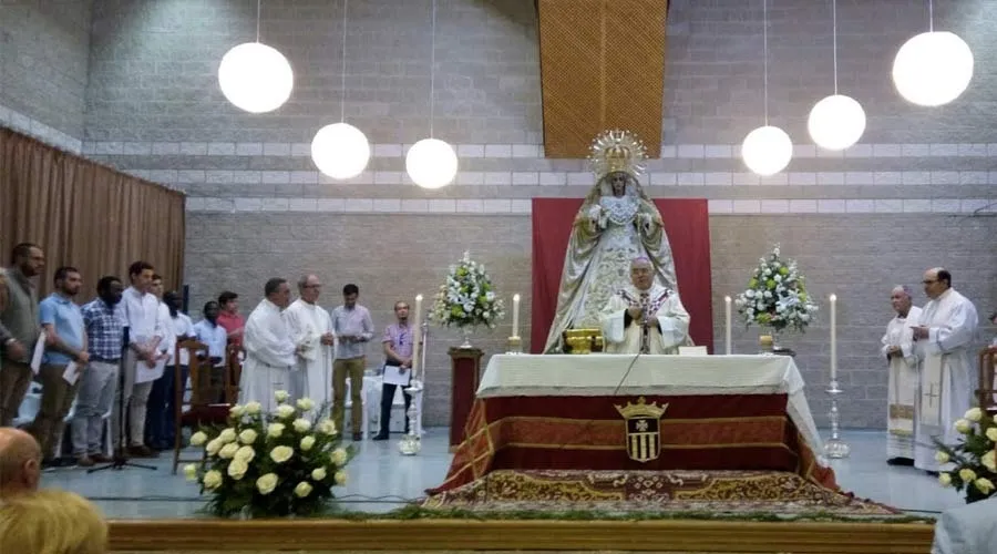Mons. Demetrio Fernández durante la Misa celebrada en la visita de la Virgen de la Merced a los presos de la cárcel de Córdoba. Foto: Diócesis de Córdoba. ?w=200&h=150