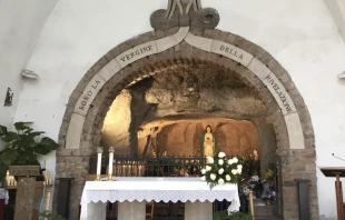 Gruta de la Virgen de la Revelaciu00f3n en Roma. Foto: Mercedes De La Torre / ACI Prensa 