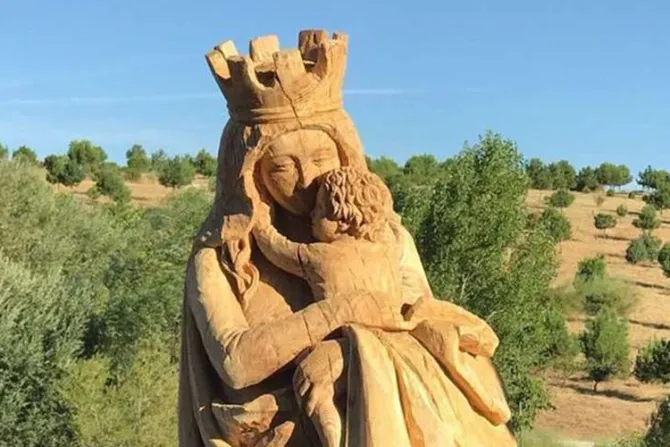 Ratifican por tercera vez que imagen de la Virgen permanezca en parque público en Madrid