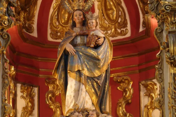 Realizan homenaje a la Virgen del Pilar, patrona de la Guardia Civil de España