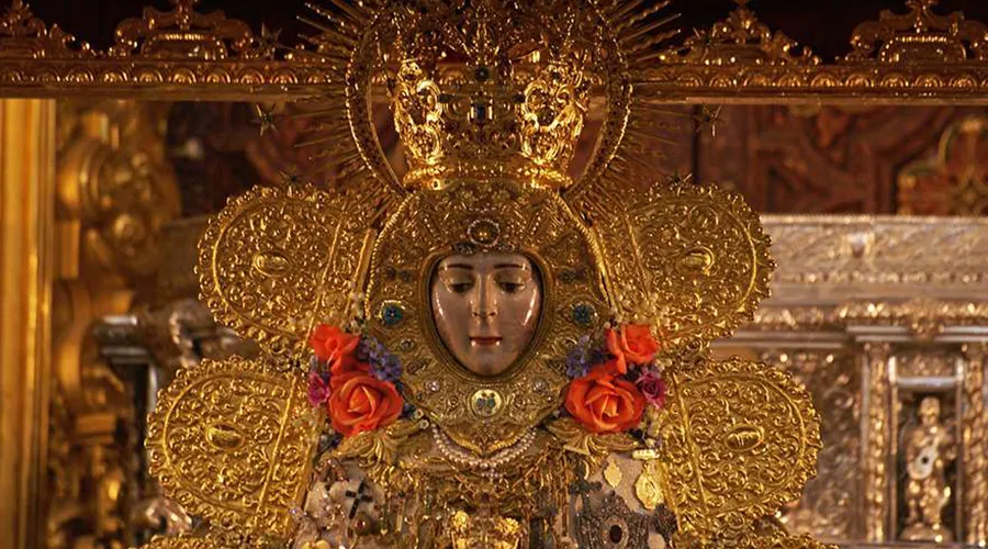 Virgen del Rocío. Crédito: Wikipedia.