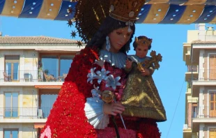 La Virgen de los Desamparados en Valencia. Cru00e9dito: Emilio Garcu00eda (CC BY-SA 2.0) 