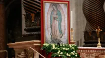 La imagen de la Virgen de Guadalupe en la Basílica de San Pedro. Foto: Daniel Ibáñez / ACI Prensa