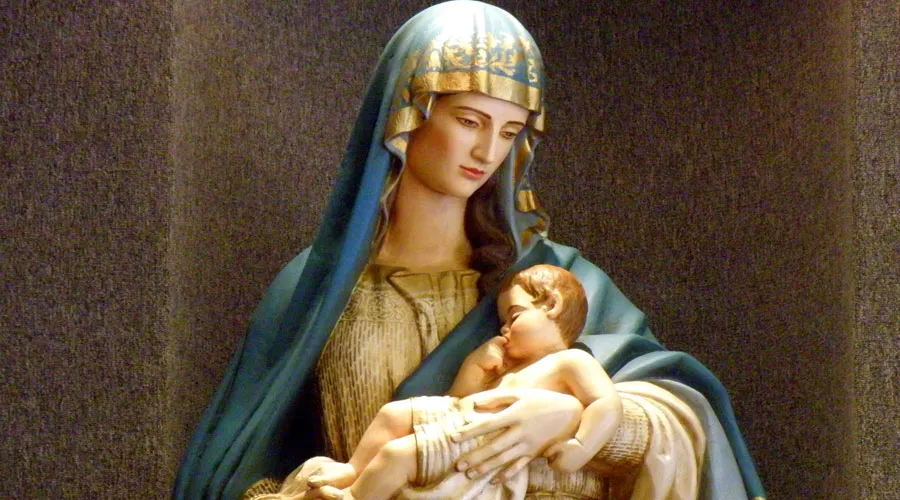 La Virgen María con el Niño. Crédito: Flickr Purolipan (CC BY-NC-ND 2.0)?w=200&h=150