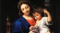 Virgen María con el Niño / Autor: Pierre Mignard (Dominio Público)