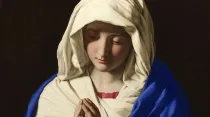 "Virgen en oración". Crédito: Giovanni Battista Salvi da Sassoferrato / Dominio Público.